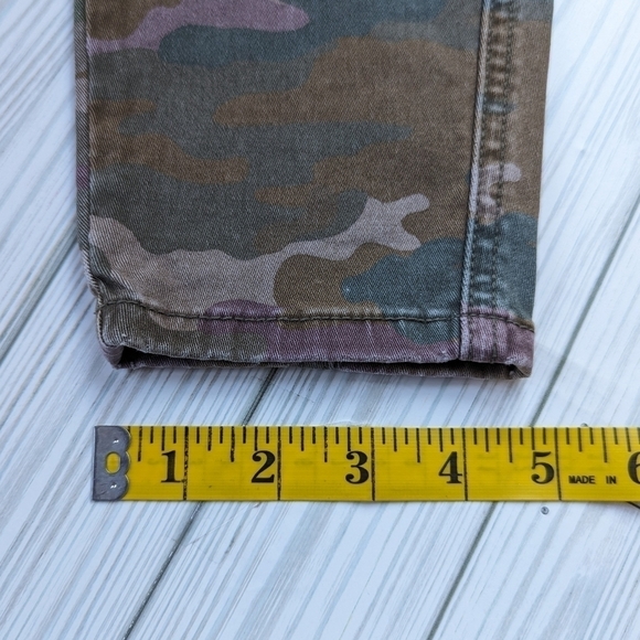 Anthropologie Jefferson High Rise Skinny Utility Jeans in Camo Green Size 28 - Picture 11 of 11